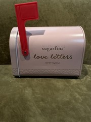 Sugarfina Love Letters Mailbox Pink & Long Stem Roses Gummy Candy New Exp 9/9/26