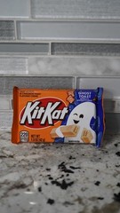 Kit Kat Ghost Toast 1.5-oz Candy Bar ” LIMITED EDITION ” 10/10