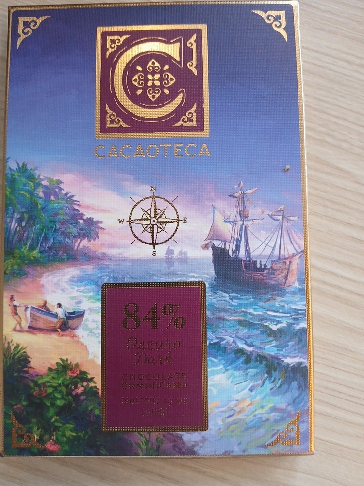 From The Dominican Republiclic Cacaotec 84% Oscuro Dark Chocolate Dominicano