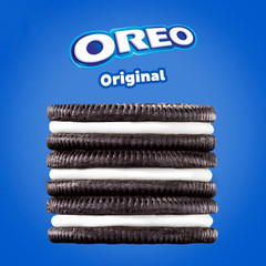 Chocolate Sandwich Cookies, 40 Snack Packs (4 Cookies per Pack, 4 Boxes)