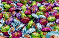 Reese’s Peanut Butter Eggs Mini Milk Chocolate Pastel Easter Bulk 2 LB
