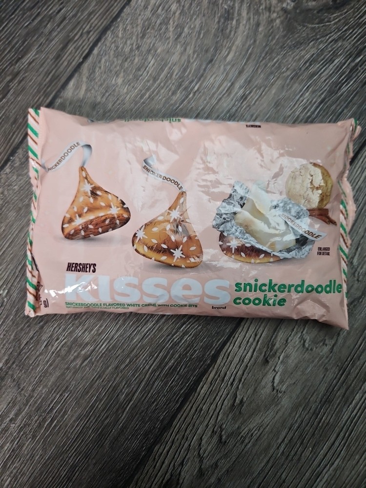 Hersheys Kisses SNICKERDOODLE COOKIE Flavored Candy 9 Oz Bag NEW 09/2026