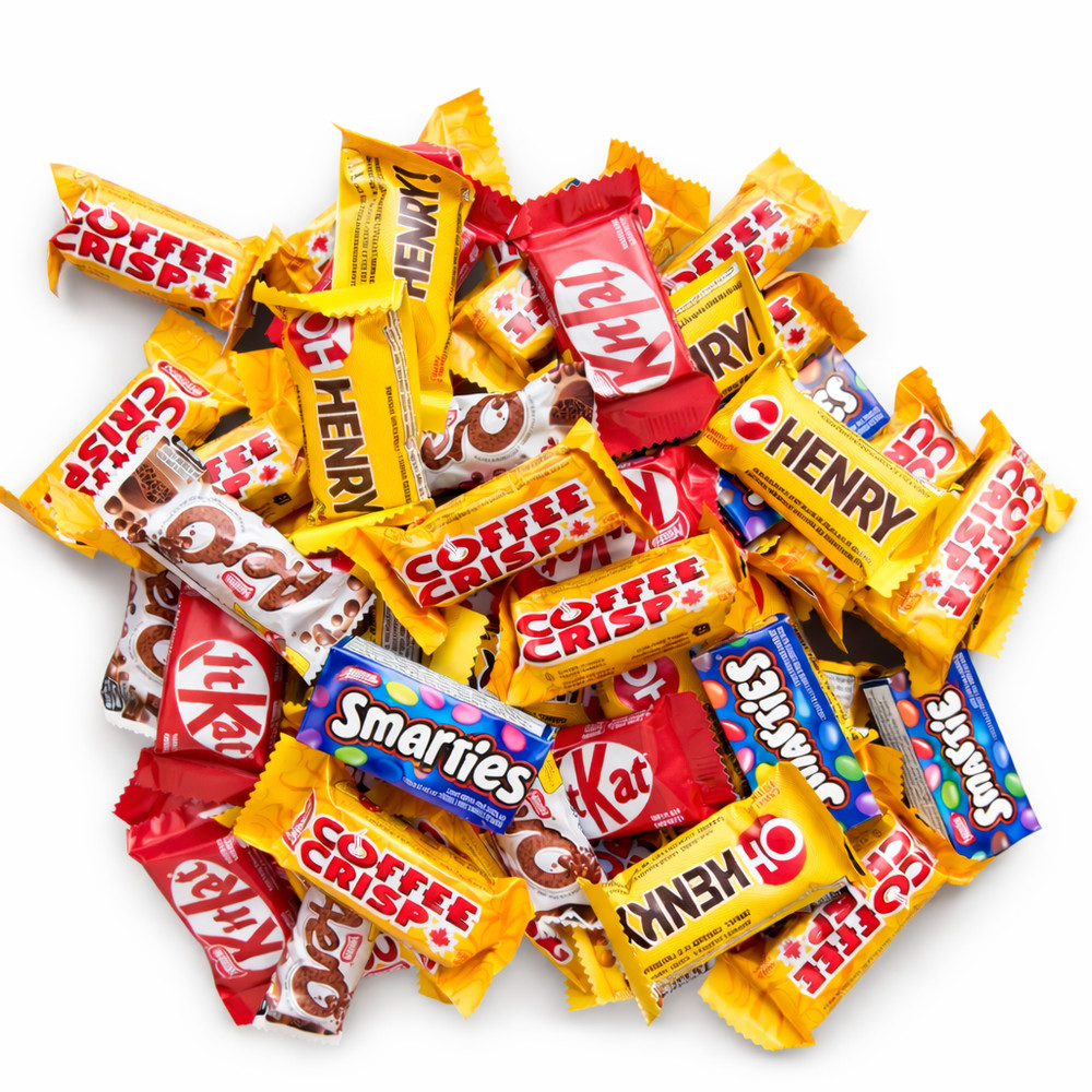 1 Pound Canadian Chocolate Assortmen Nestle Hershey’s Snack Size Candy Mix