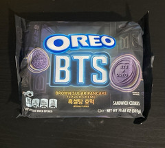 OREO X BTS BROWN SUGAR PANCAKE PURPLE COOKIESLIMITED EDITION