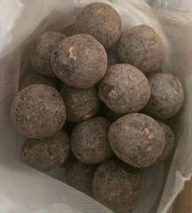 MILK CHOCOLATE ALMONDS, 2.5LBS