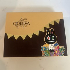 GODIVA x LABUBU Chocolate Pop-Up Gift Box ( G cubes and tin set) Japan POP MART