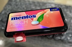 New Mentos Sugarfree Peach Flavor Mint 17.5g – 6 Tubes