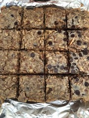 Keto Gooey Maple Pecan Pie Bars with Chocolate Chips * Diabetic Friendly *