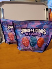 2ct Shaquille O’Neal’s SHAQ-A-LICIOUS XL Gummies 11.8oz 01/2026