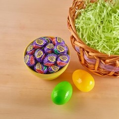 Mini Creme Eggs – 48 Milk Chocolate Eggs with Soft Fondant Center, Easter Candy