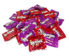 Skittles Candy Mix, Wild Berry & Original, Individually Wrapped Chews (2 Pounds)