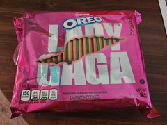 LIMITED EDITION RARE LADY GAGA CHROMATICA OREO COOKIES 12.2OZ 345g PACK HTF