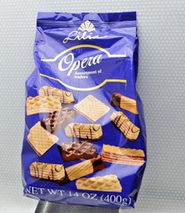 Opera Assortment of Wafers with Bittersweet Chocolate 400 g / 14 oz