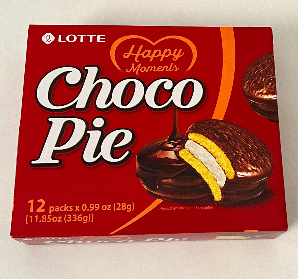 LOTTE Choco Pie Korean Chocolate Snack Cakes 12 Pack Box 11.85 oz (336g)