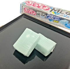 Japan Soft candy UHA Mikakuto Puccho Stick Strong Soda 10 Pieces × 10 bags