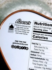 Reeses-8 pc Milk Chocolate/Peanut Butter Miniature Cups. 2.4oz/68gm.New-