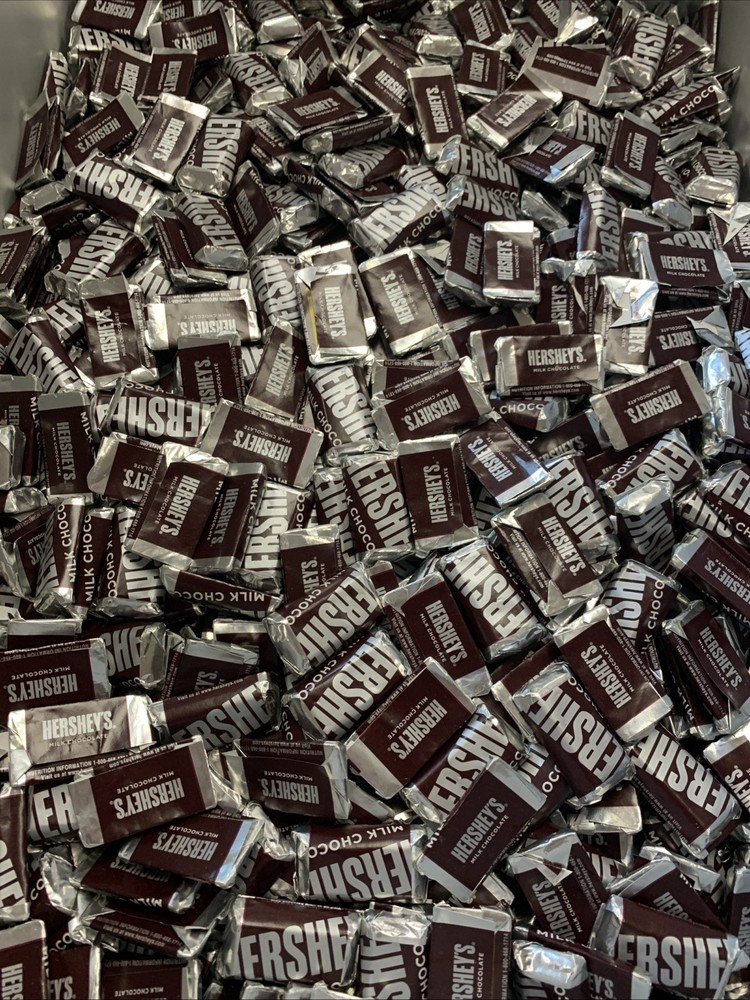 Hershey Milk Chocolate Mini Candy Bar 3LB (Individually Wrapped) Miniatures