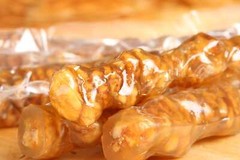 Gulluoglu Walnut Churchkhela, 2 Pieces (0.55lb – 250gr) (Pack of 1),