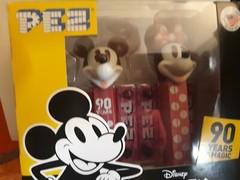 PEZ Disney MICKEY & MINNIE “The True Original” 90 Years Of Magic Collectors Set