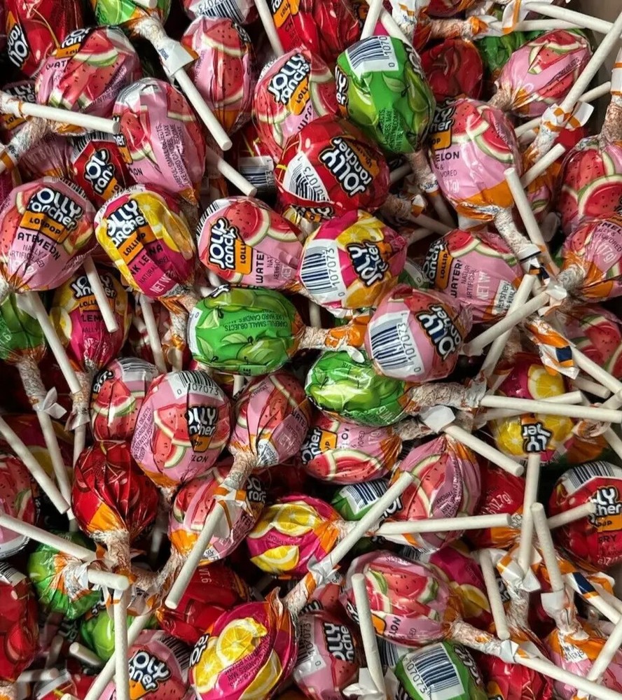 JOLLY RANCHER Round Lollipops, Assorted Fruit Filled Pops, Bulk Candy (2 Pounds)