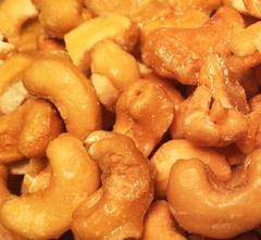 Cashew Brittle – 8 oz Gift Box – Gourmet Candy