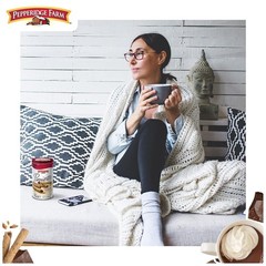 Pirouette Cookies, Chocolate Fudge Créme Filled Wafers, 13.5 Oz Tin