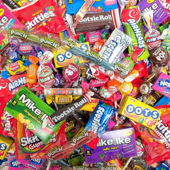 Ultimate Name Brand Candy Variety Pack – 5 Lb Bulk Candy Individually Wrapped –