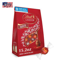 Lindt LINDOR Milk Chocolate Candy Truffles, Milk Chocolate with Melting Truffle