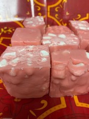 Strawberry Marshmallow Fudge *nut free* 1/2 pound