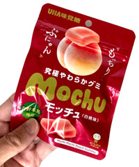 Japan Gummies UHA Mikakuto Mocchu White Peach Flavor 45g × 10 bags