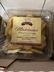 New Fresh Madeleines Petite French Cakes – Sweet Creamy Buttery Pastry, 30oz