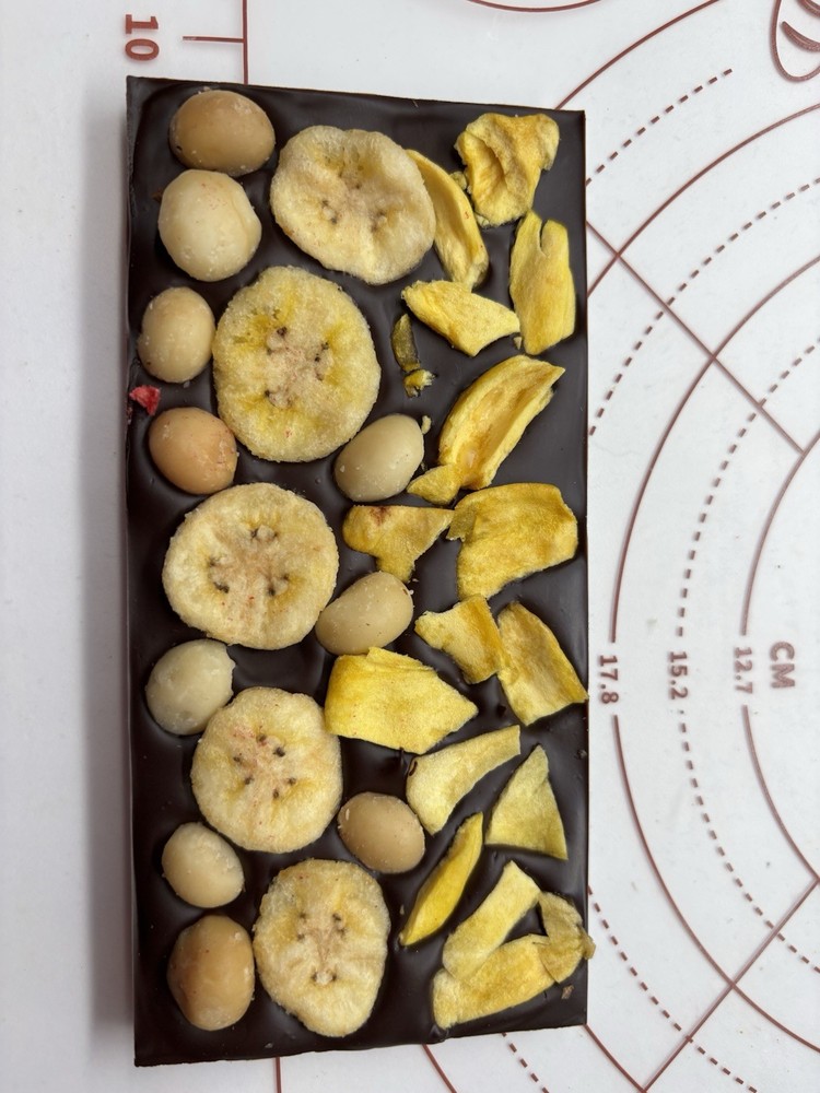 Dark Belgium Chocolate Banana Jackfruit Macadamia Bar hand made SPECIAL GIFT.