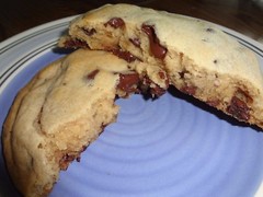 HUGE HOMEMADE HALF POUND CHOCOLATE CHIP COOKIES (CHOICE OF QUANTITY)