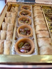 ASSORTED BAKLAVA GIFT BOX (SMALL)