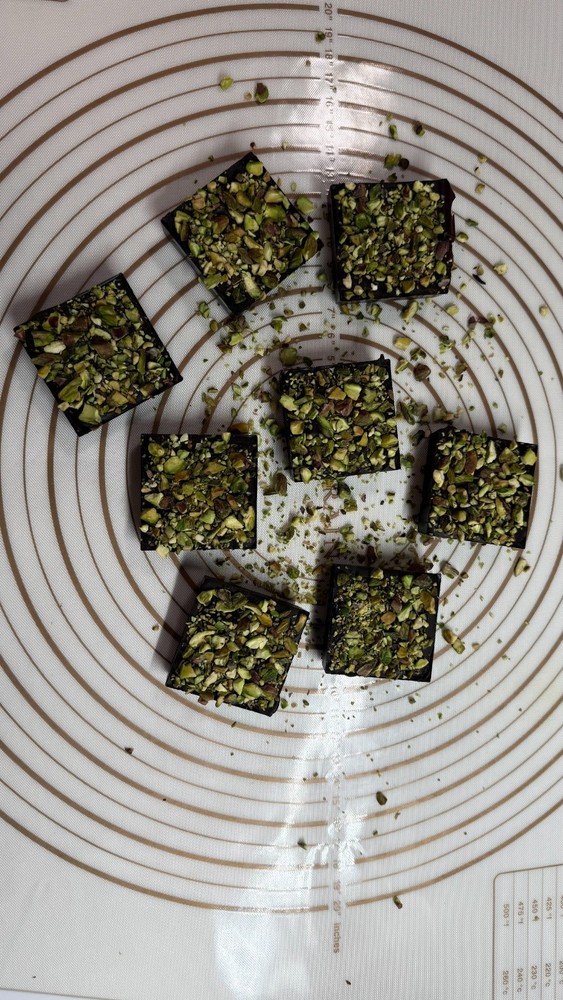 8 Dark Chocolate square Dubai filling & Pistachios on top handmade 520g.