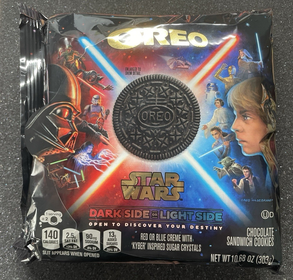 NEW LIMITED STAR WARS OREO RED BLUE CREME KYBER SUGAR CRYSTAL COOKIES 10.68 OZ