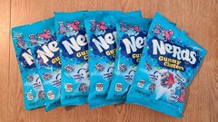 Lot Of 6 5 Ounce Nerds GUMMY CLUSTERS rainbow Share Pouch VERY BERRY BB 4/26