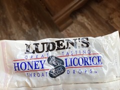1 NOS 1991 Sealed Bag 36 Ludens Honey Licorice Throat Cough Drops MOVIE PROP