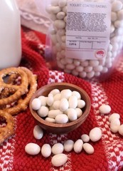 Kauffman Orchards Yogurt Covered Raisins in Bulk