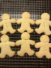 Gift Idea 2 Dozen Home Made Fresh Baked Chocolate Chip And Sugar Cookies