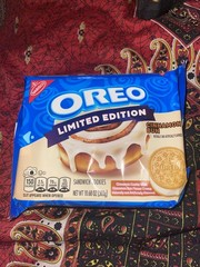 OREO Cinnamon Bun Sandwich Cookies, Limited Edition, 10.68 oz