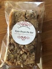 Keto Gooey Maple Pecan Pie Bars with Chocolate Chips * Diabetic Friendly *