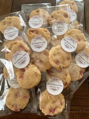 Keto Raspberry White Chocolate Chip Cookies * Gluten Free * Diabetic Friendly *