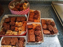 Homemade Old Fashioned Cookies Made Fresh to Order. No preservatives. Yummy