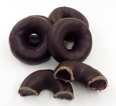 Bayside Candy Chocolate Raspberry Rings – Dark Chocolate Covered Raspberry Jell