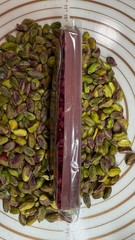 Ruby Cacao & Raspberry Dubai recipe Chocolate Pistachios filling Handcrafted bar