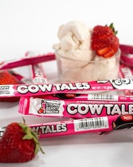 COW TALES MINIS Goetze’s STRAWBERRY SMOOTHIE TASTY~LIMITED VALUE BULK BAG NOW!!!