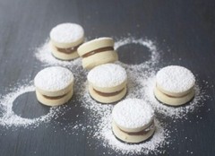 Alfajores con dulce de leche, Caja de 12, Dulce de Leche cookies, box of 12