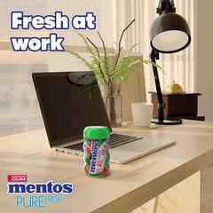 Mentos Pure Fresh Sugar-Free Chewing Gum 50 Count (Pack of 6), Mint, green