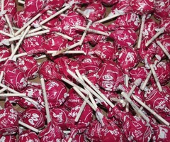 200X RASPBERRY Tootsie Roll Pops one hundred Lollipops FRESH, ships in box